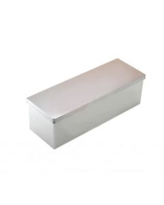 Caja metálica rectangular alargada